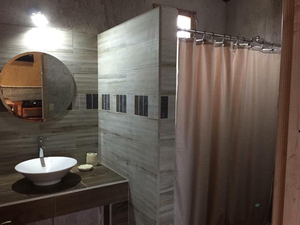 ואלה דה גוואדלופה Guest House Nativo - Charming, Cozy & Affordable מראה חיצוני תמונה